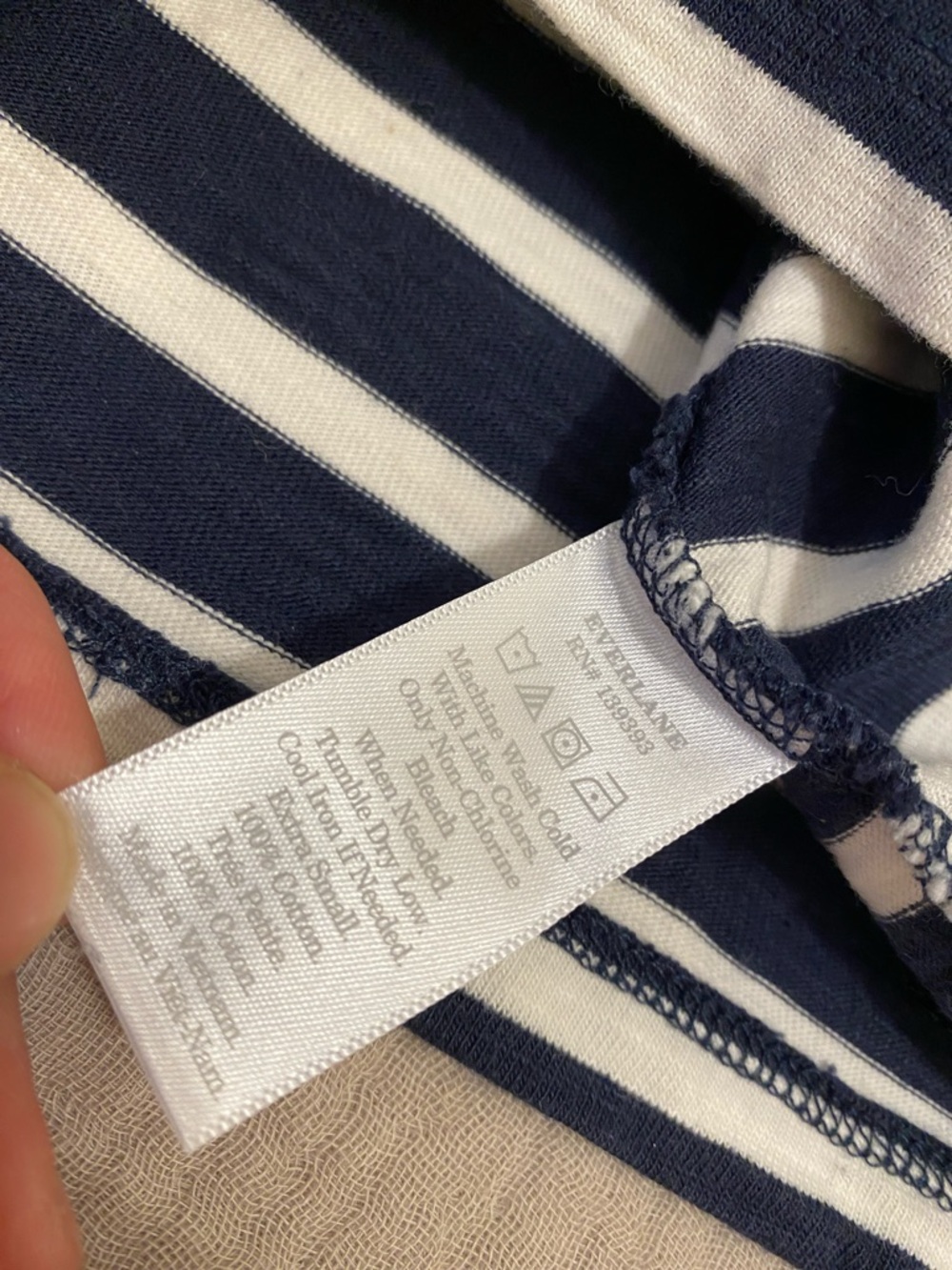 Everlane Navy and White Striped Tee. Size XS - Picture 6 of 7